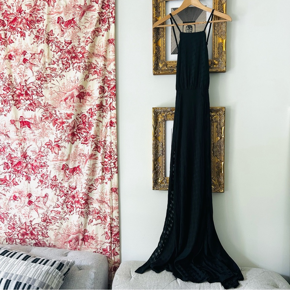 ASTR The Label Black Houndstooth Print High Neck Backless Maxi Formal Dress